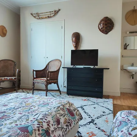 فندق مبيت وإفطار Les Volets Bleus بورنيك