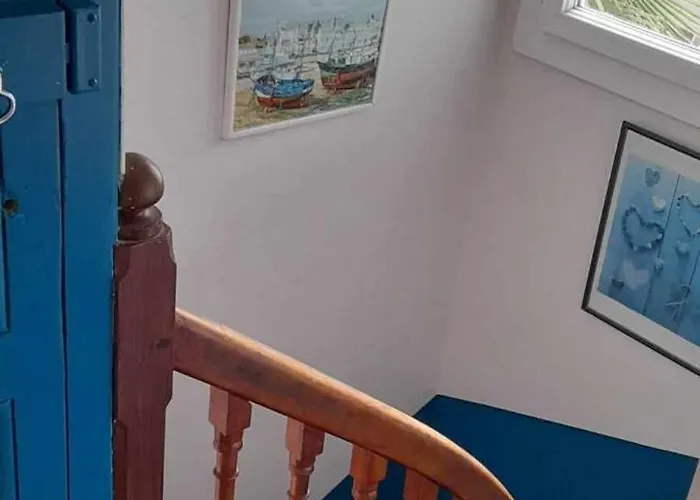 Les Volets Bleus B&B