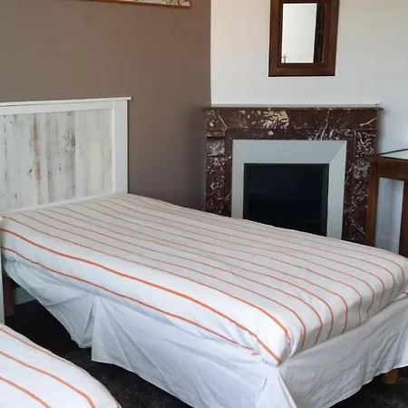 Les Volets Bleus Bed & Breakfast Pornic