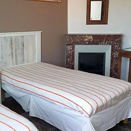 Bed & Breakfast Les Volets Bleus *