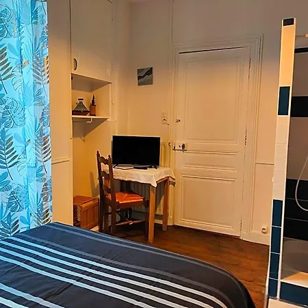 Bed & Breakfast Les Volets Bleus Pornic