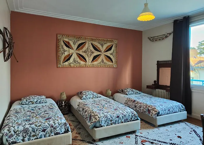 Couette-café Les Volets Bleus