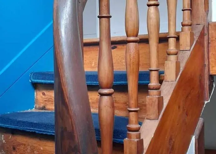 Les Volets Bleus Couette-café